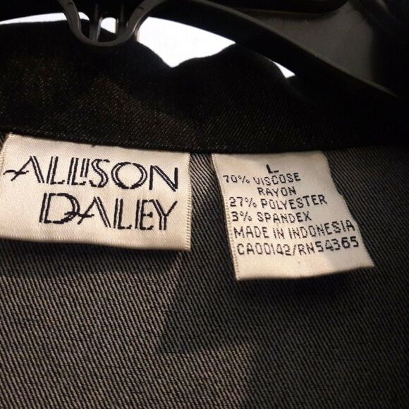 Allison Daley Floral Denim Blue Jean Shirt  Sz L - Picture 5 of 7